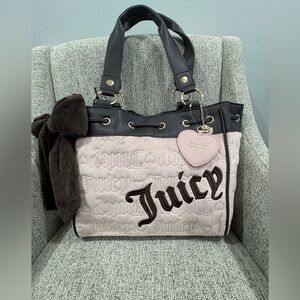 Juicy Couture Vintage Dreams Tote 💗